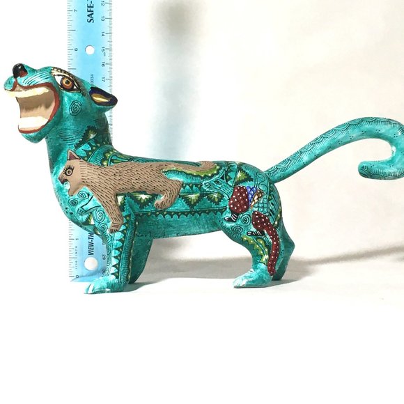Jaguar Alebrije with Relief Carving of Armadillo and Coyote Included in Design. - Picture 13 of 16